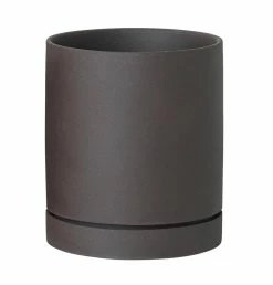 Ferm Living Sekki Pot - Charcoal - Medium
