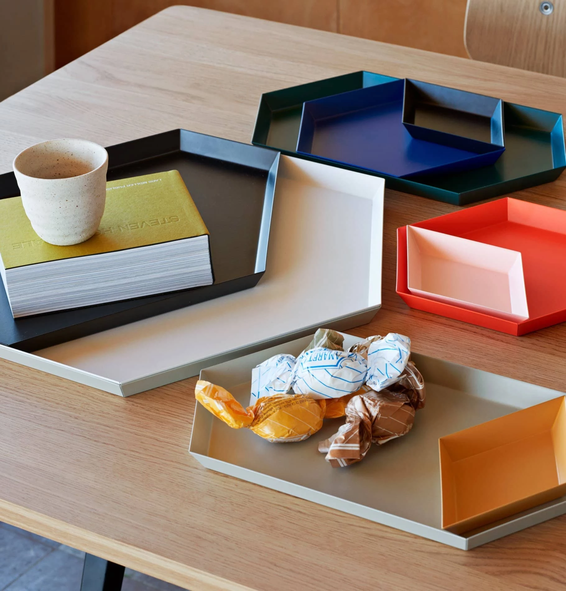 HAY Kaleido Tray - Peach M - Image 3