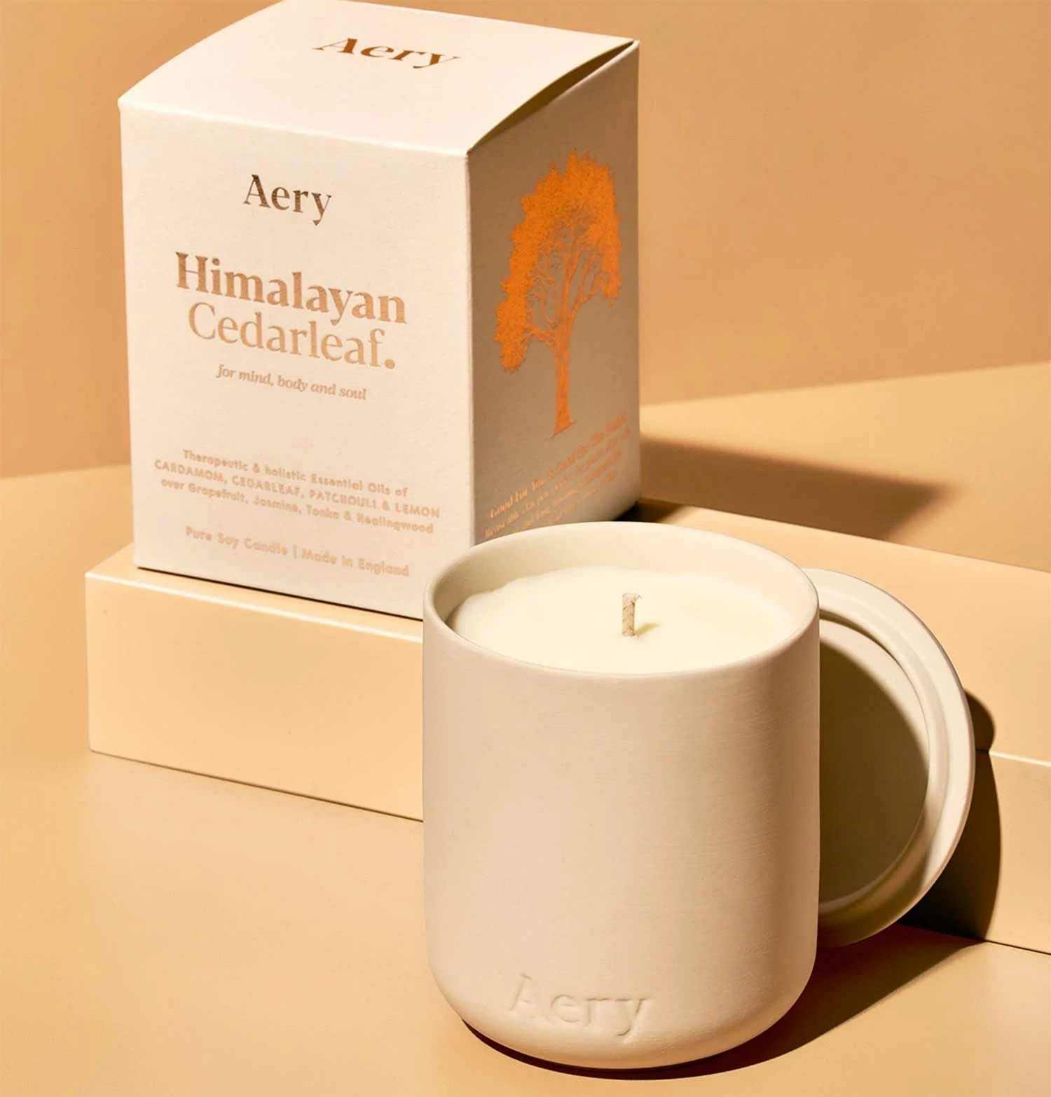 Aery Himalayan Cedarleaf Scented Candle - Image 2