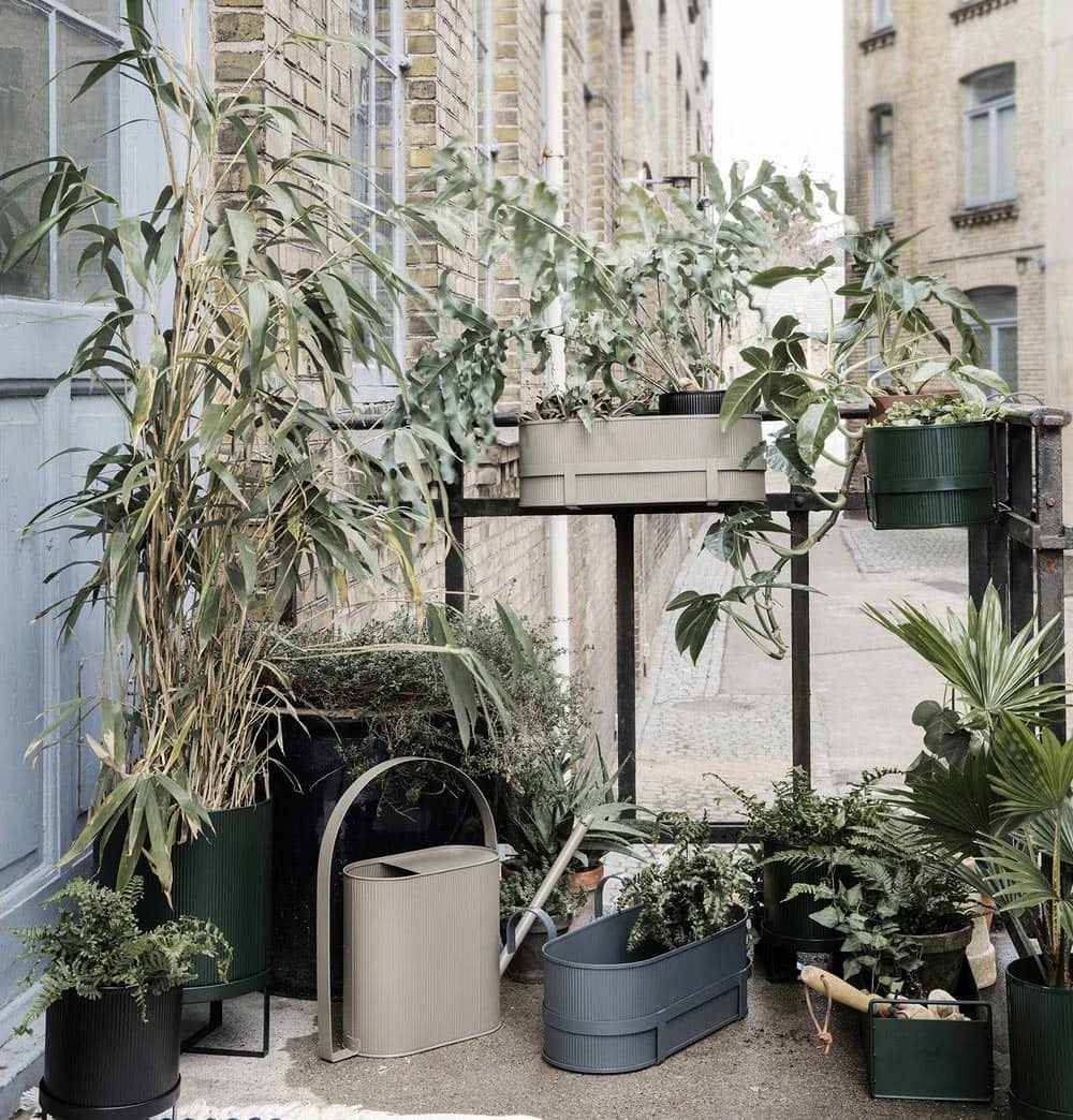 Ferm Living Bau Pot – Dark Green – Small - Image 2