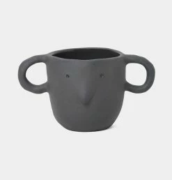 Ferm LIVING Mus Plant Pot – Small – Dark Grey